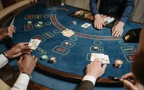 ek 21 Live Casino